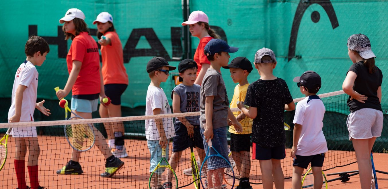 Equipe de tennis des jeunes Equipe de tennis des jeunes